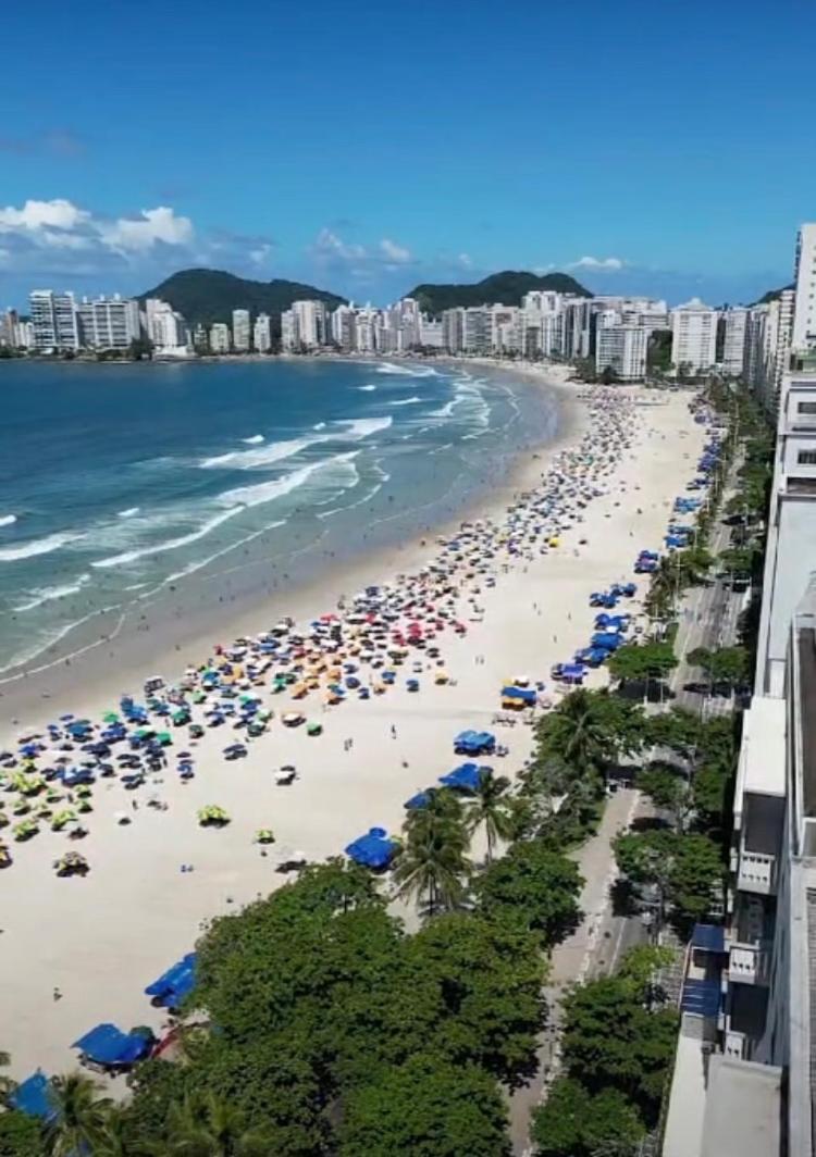Guaruja Pitangueiras Apto Na Praia Exterior photo